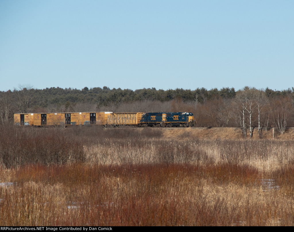 CSXT 2514 Leads L053-19 at New Gloucester